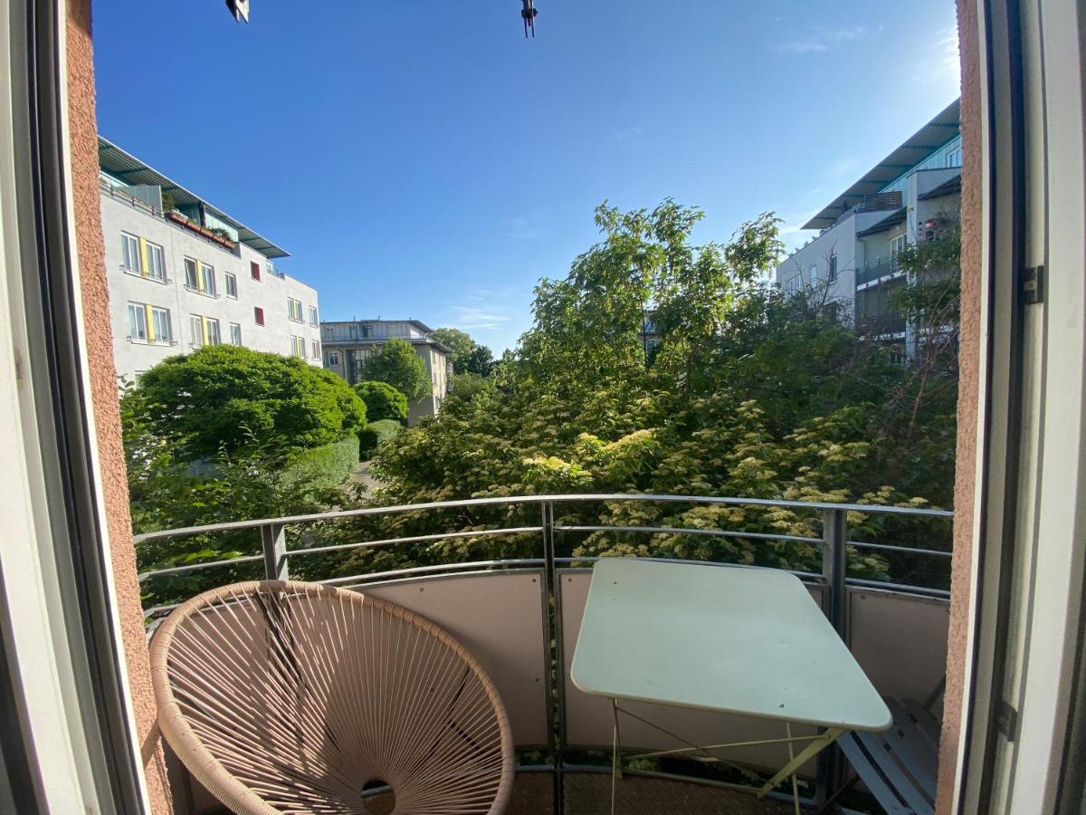 Ber, Quiet, Green, View, Near Terminal, Berlin Parking Schoenefeld Exterior photo