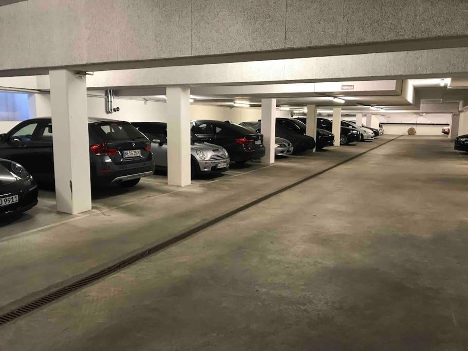 Ber, Quiet, Green, View, Near Terminal, Berlin Parking Schoenefeld Exterior photo